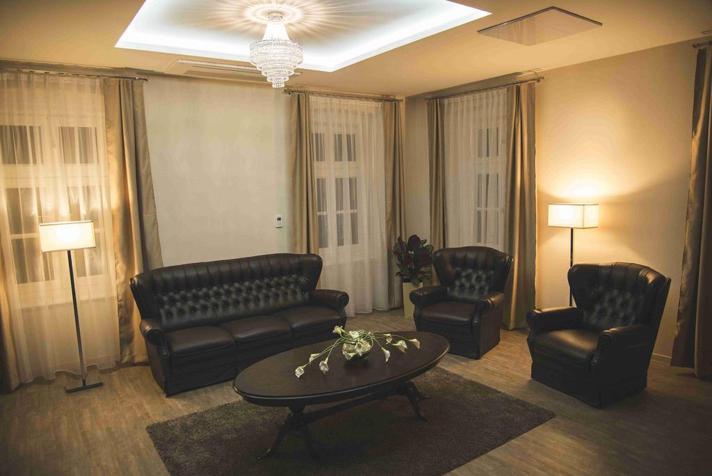 Munkacsy Hotel Бекесксаба Екстериор снимка