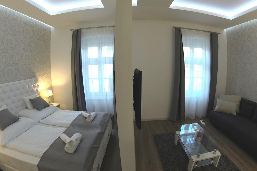 Munkacsy Hotel Бекесксаба Стая снимка
