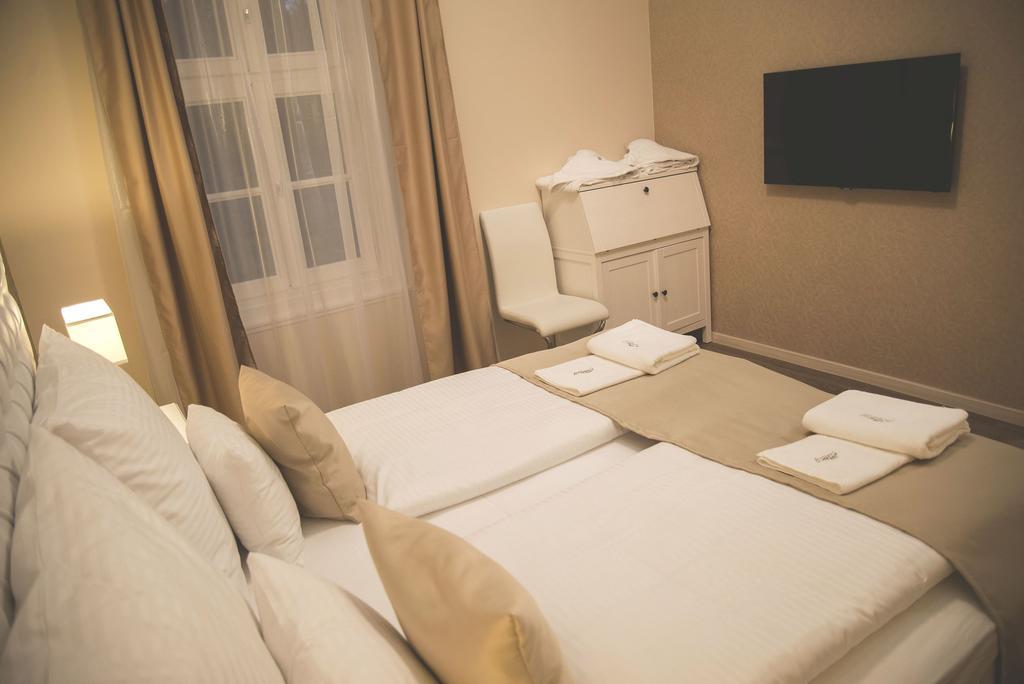 Munkacsy Hotel Бекесксаба Стая снимка